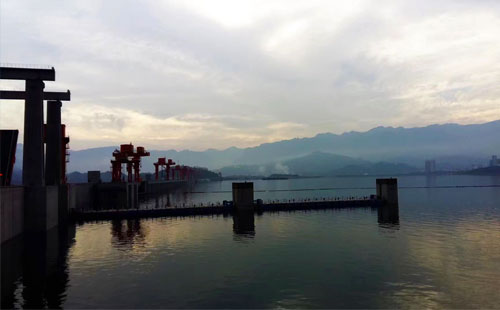 三峡大坝
