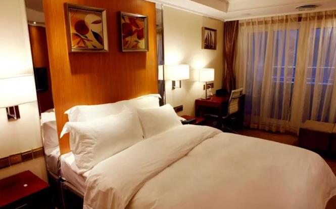 黄金2号豪华大床房