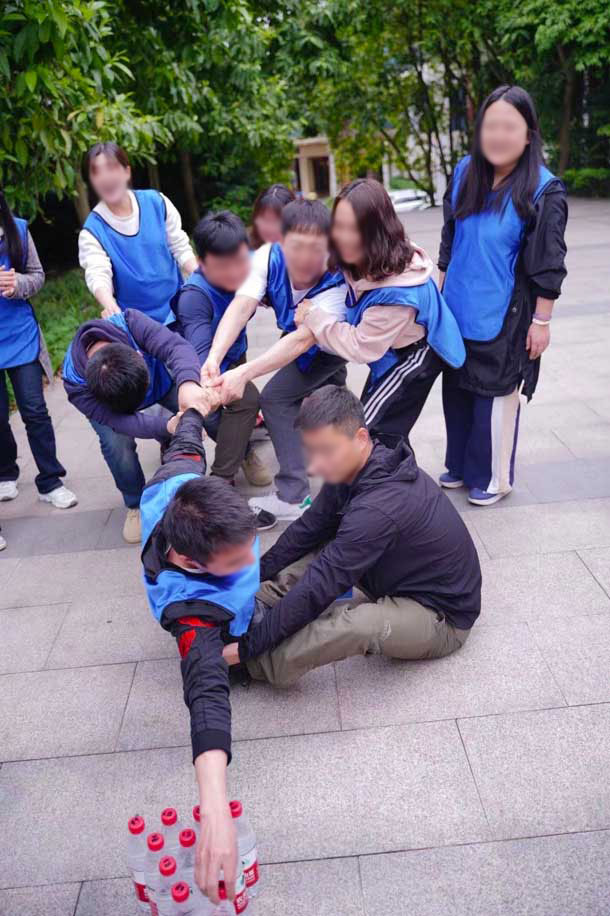 小雨点团建4.jpg