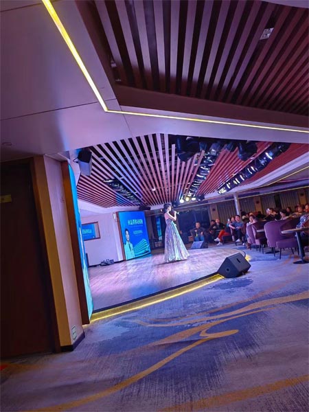 华夏神女3号游轮文艺晚会 华夏神女3号游轮文艺晚会