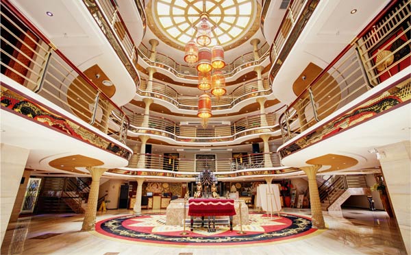 黄金5号游轮大厅 黄金5号游轮大厅