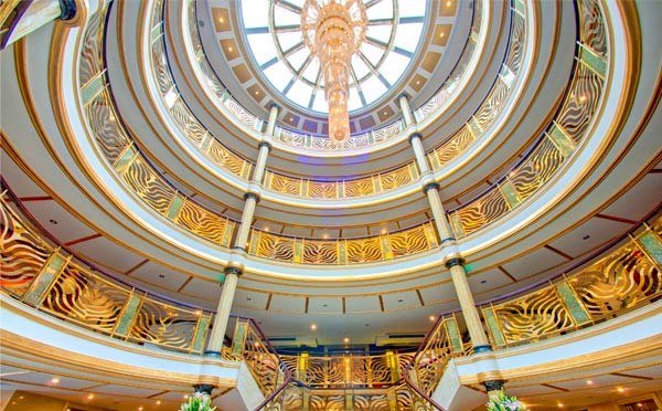 黄金8号游轮大厅 黄金8号游轮大厅