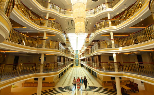 黄金3号游轮大厅 黄金3号游轮大厅