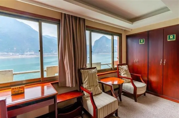 皇家三国号总统套房1