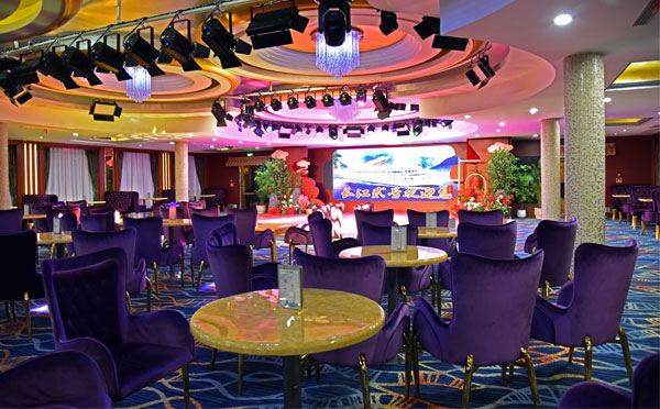 长江2号游轮酒吧 长江2号游轮酒吧